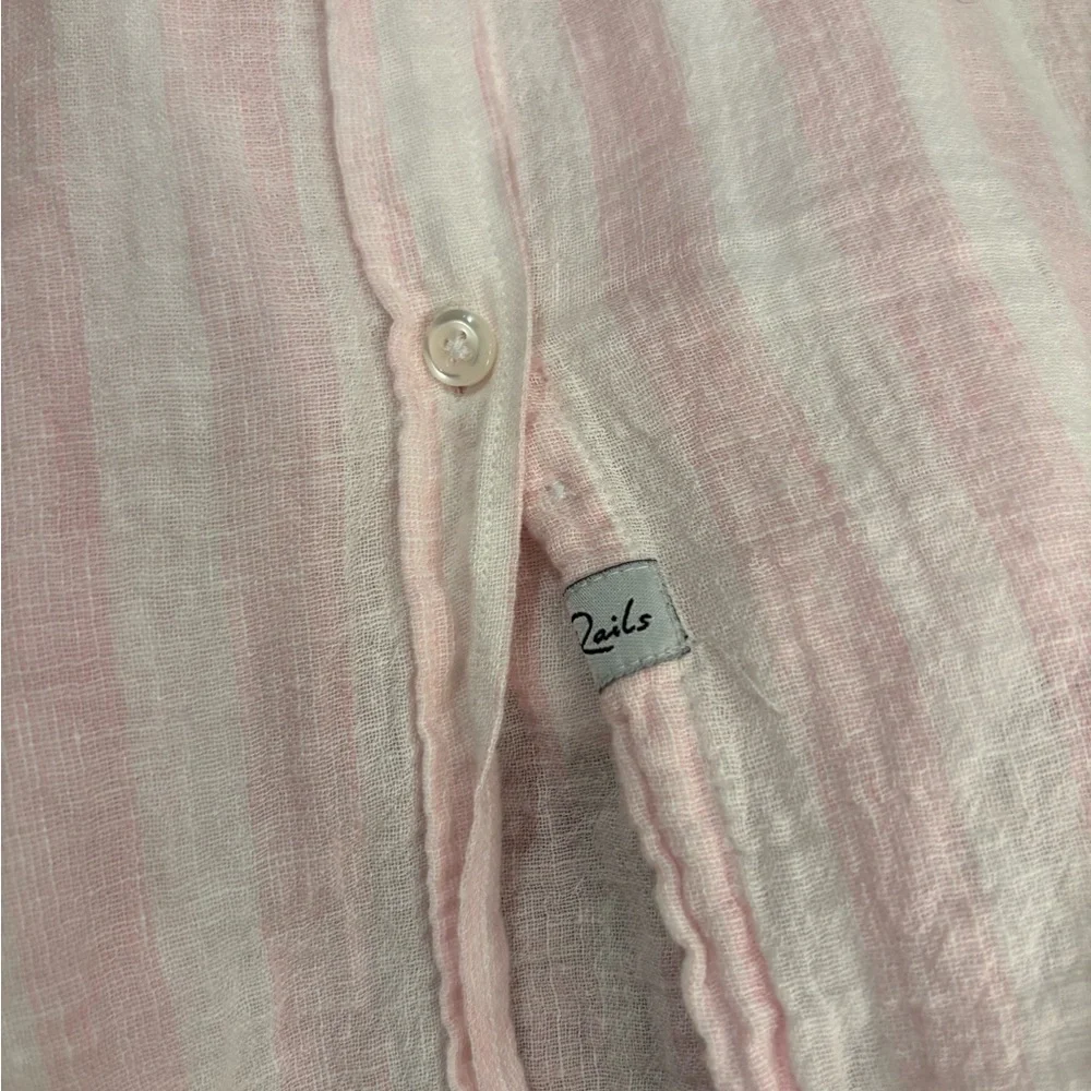 2 Rails Linen Shirts - Picture 3 of 8